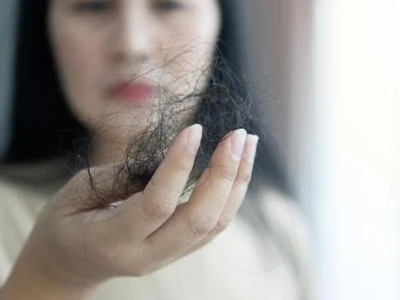 ویتامین‌ها و مواد مغذی که می‌توانند باعث ریزش مو شوند و کارهایی که می‌توانید برای پیشگیری یا درمان آن انجام دهید